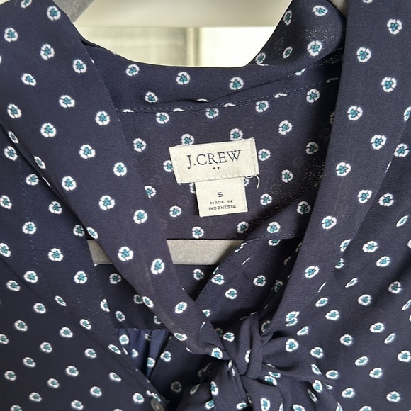 J Crew Navy Dot Tie Nexk Blouse Size 4 - Picture 3 of 7